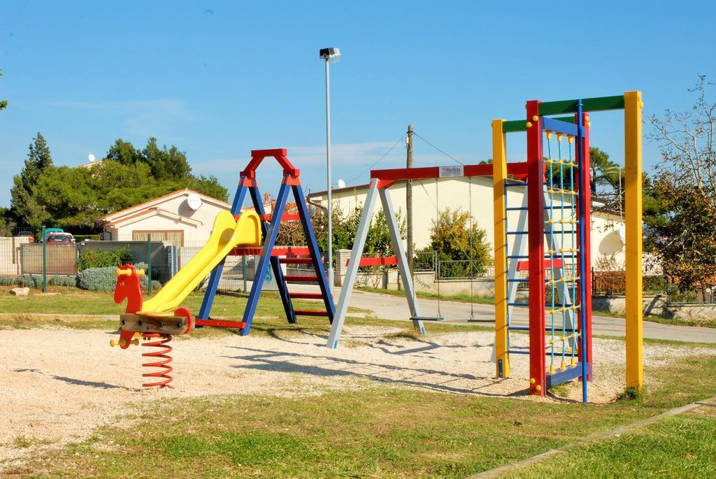 Apartments Tanja Premantura Luaran gambar