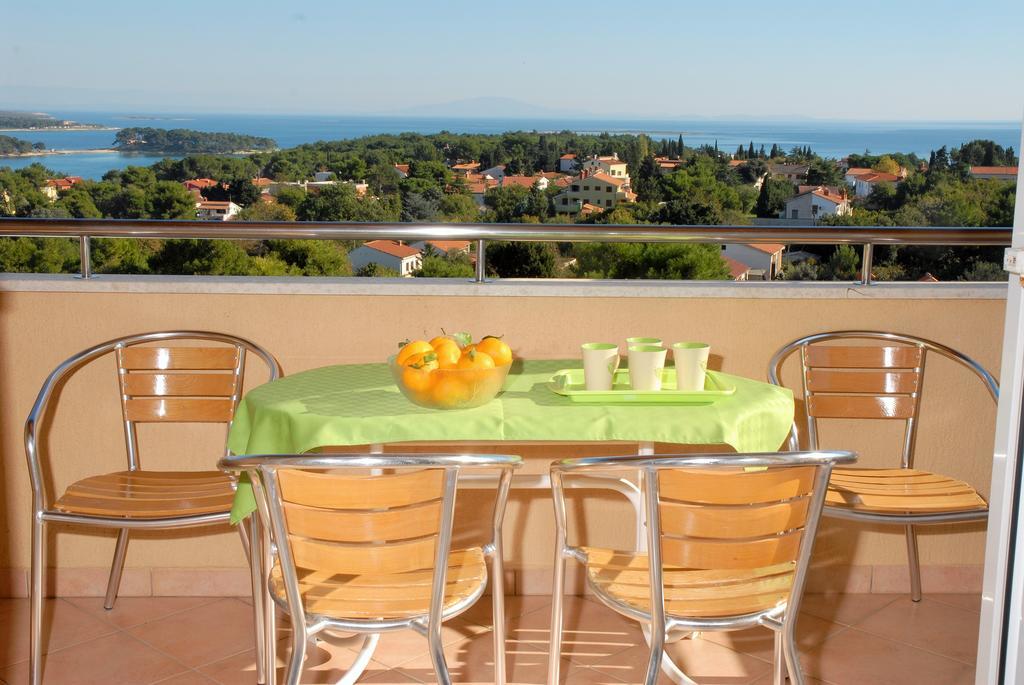 Apartments Tanja Premantura Bilik gambar